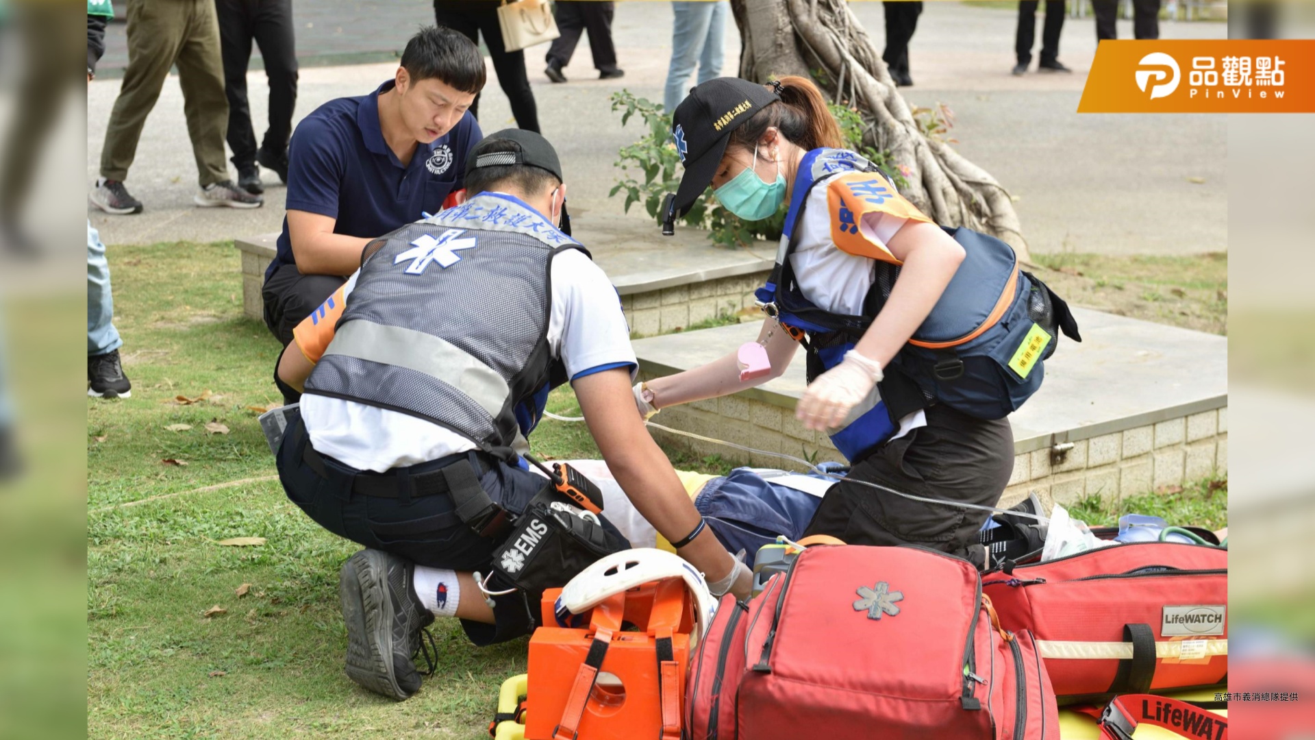 高雄市義消首度舉辦大量傷病患訓練競賽  真實模擬災難情境提升救護戰力 
