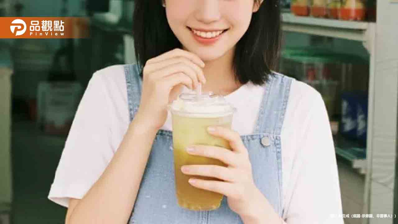 20歲女每天都喝手搖飲不喝水!手腳狂抖體重暴瘦 20歲女每天都喝手搖飲不喝水!手腳狂抖體重暴瘦
