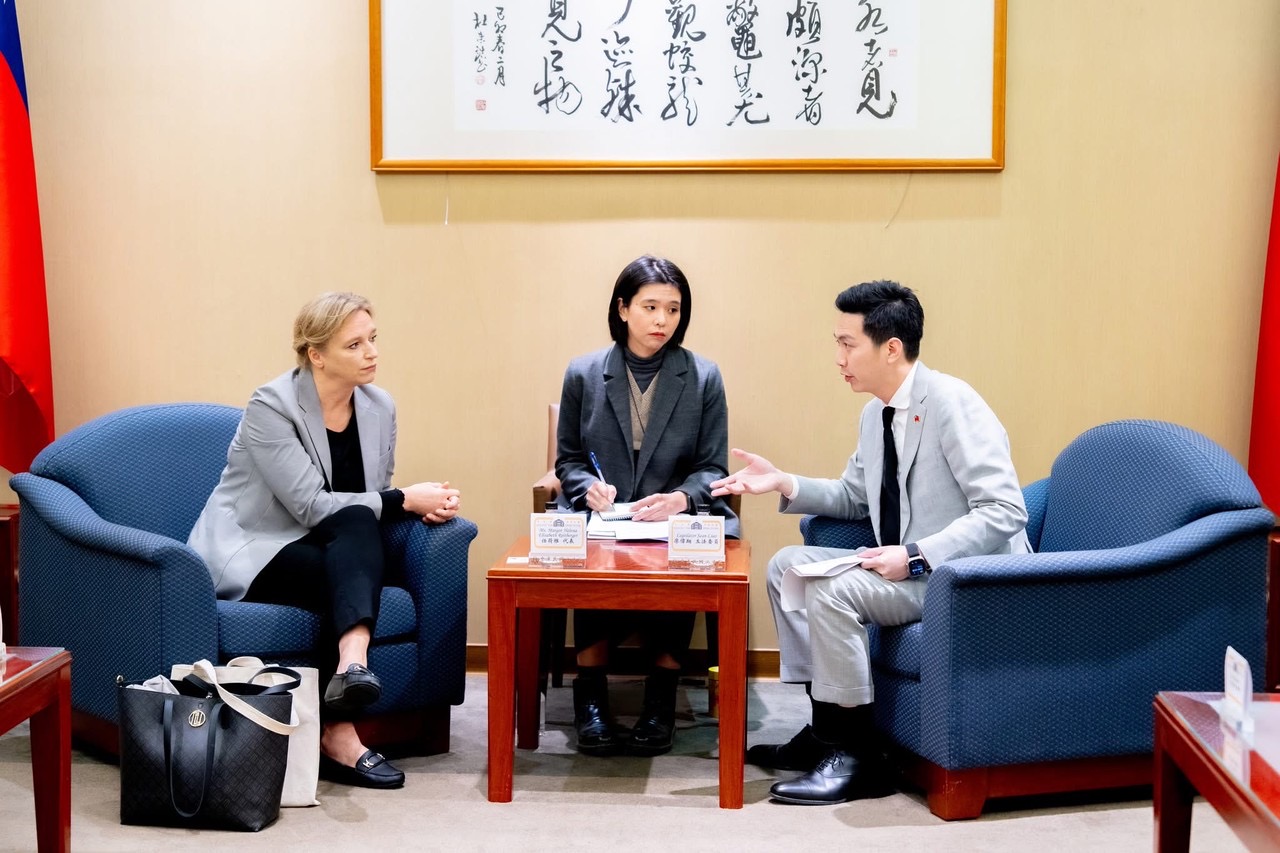 廖偉翔會晤瑞典代表 盼深化數位醫療合作 廖偉翔會晤瑞典代表 盼深化數位醫療合作