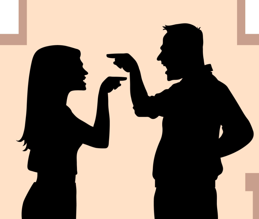 北車M8出口驚爆辣椒水攻擊！為2歲兒撫養權當眾互毆