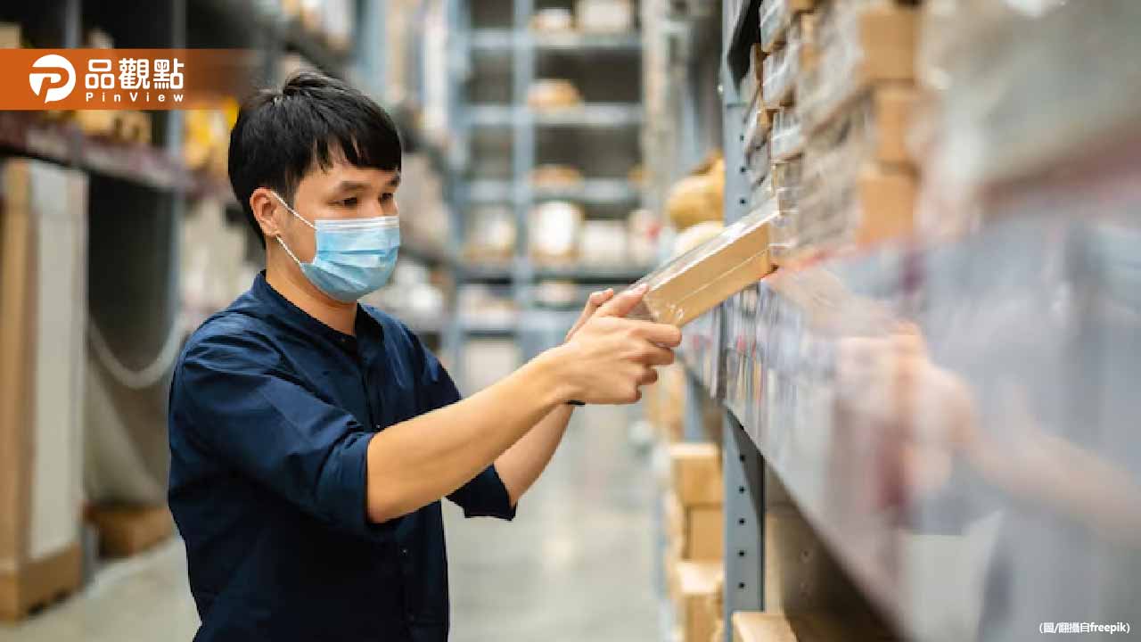 倉庫保全月領38K哭訴過年沒加倍!網轟最屎缺:社區爽多了 倉庫保全月領38K哭訴過年沒加倍!網轟最屎缺:社區爽多了