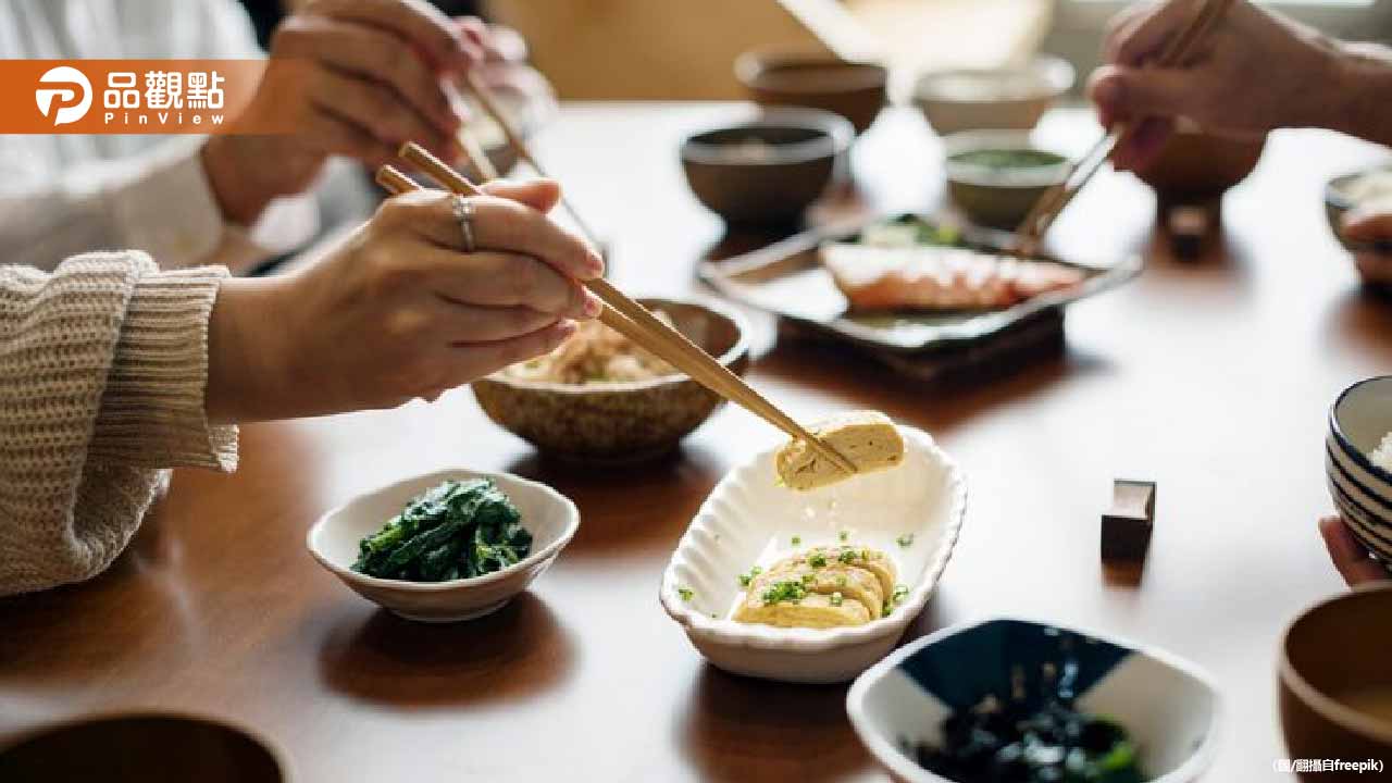 吃飯還要人叫？長輩怪習慣掀家庭論戰