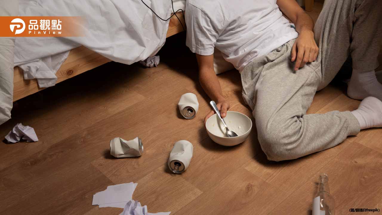 高雄男模租套房連日見不到人！ 房東報警開門驚見他陳屍床下