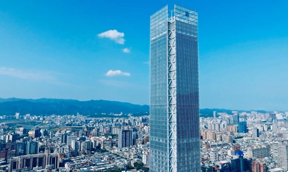 富邦人壽導入AI協助申訴處理 每月查找及閱讀案例工時大減67%!